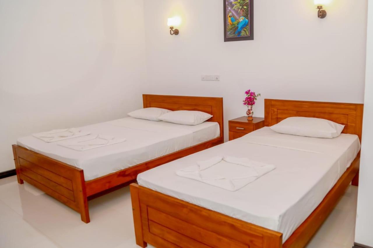 Yala Safari Green Home Stay Tissamaharama Exterior foto